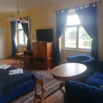 Gutshof - & Appartement *